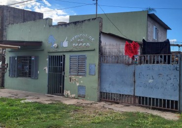 CASA CON GALPON A LA VENTA