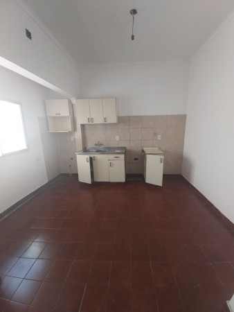 DOS DEPARTAMENTOS INDEPENDIENTES EN MISMO LOTE. IDEAL INVERSION