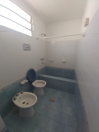 DOS DEPARTAMENTOS INDEPENDIENTES EN MISMO LOTE. IDEAL INVERSION