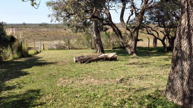 TERRENO + CASA A REFACCIONAR con PISCINA