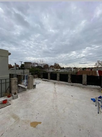 SE VENDE CASA PLANTA ALTA EN ROSARIO