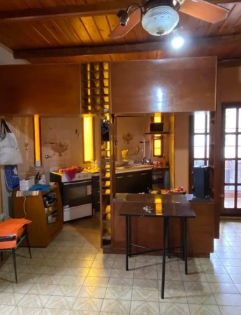 SE VENDE CASA PLANTA ALTA EN ROSARIO