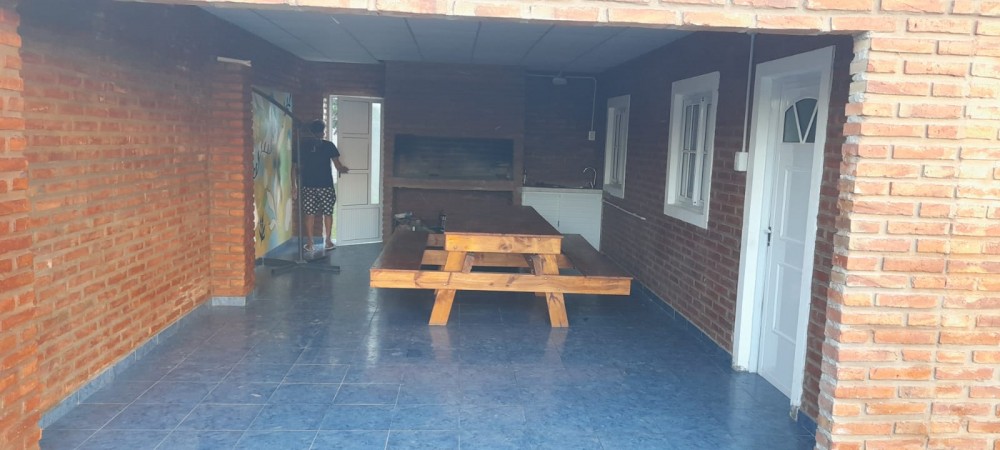 EXCEPCIONAL CASA QUINTA EN CAYASTA 