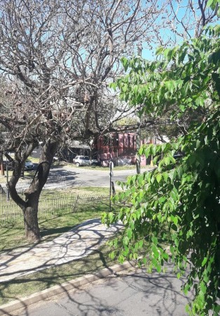 Se vende departamento 1 dormitorio más cochera. Candioti Sur. Excelente ubicación. Zona Delfín Náutica.