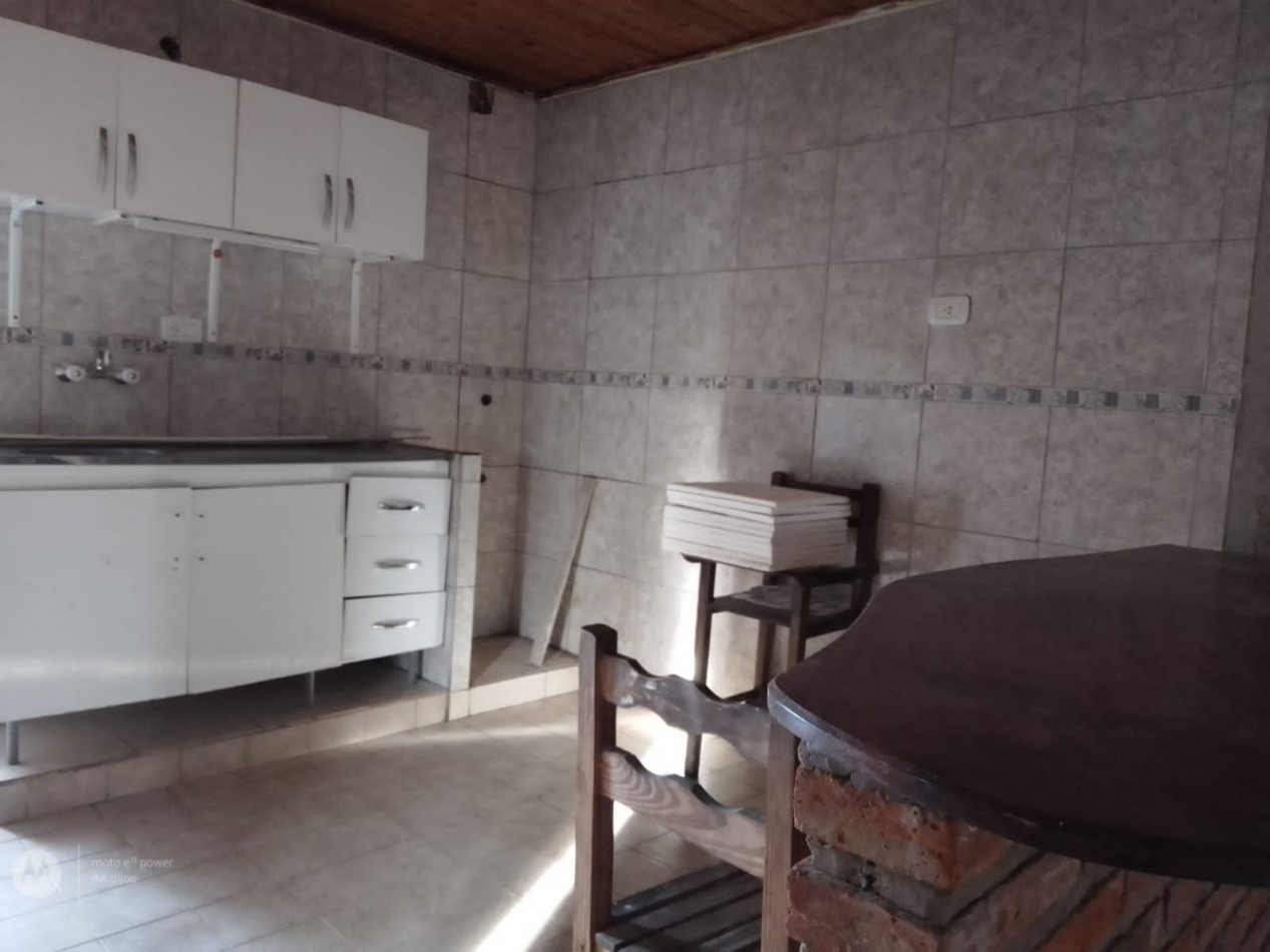 HERMOSA CASA DE 2 DORMITORIOS