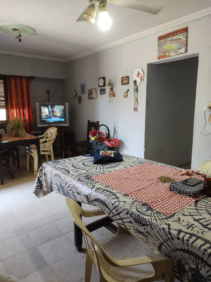 VENTA CASA CON TERRAZA IDEAL PRIMERA VIVIENDA BONEO Y CHICLANA ESCUCHA OFERTAS!! OPORTUNIDAD DE INVERSION