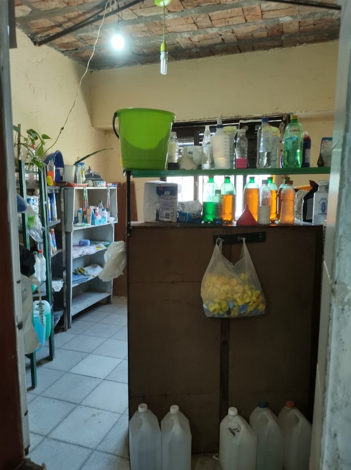 VENTA CASA CON TERRAZA IDEAL PRIMERA VIVIENDA BONEO Y CHICLANA ESCUCHA OFERTAS!! OPORTUNIDAD DE INVERSION