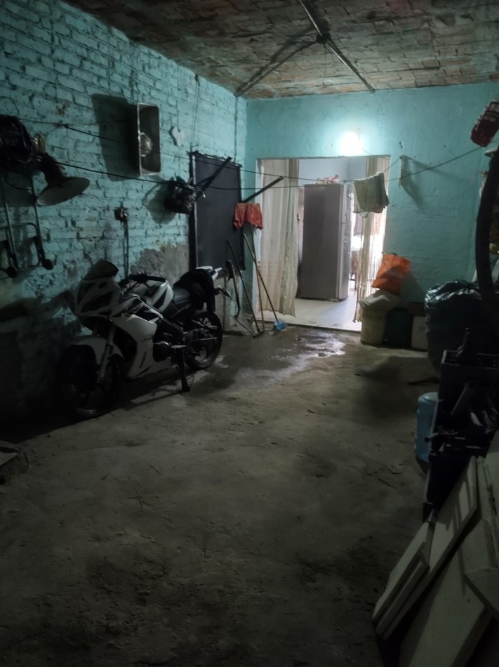 VENTA CASA CON TERRAZA IDEAL PRIMERA VIVIENDA BONEO Y CHICLANA ESCUCHA OFERTAS!! OPORTUNIDAD DE INVERSION