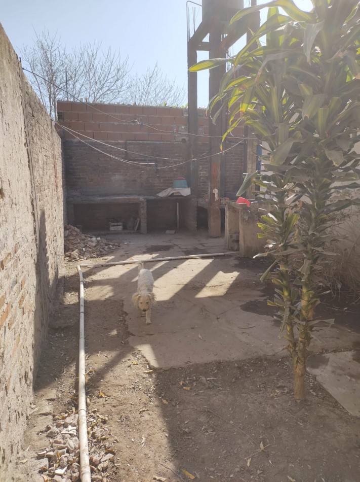 VENTA CASA CON TERRAZA IDEAL PRIMERA VIVIENDA BONEO Y CHICLANA ESCUCHA OFERTAS!! OPORTUNIDAD DE INVERSION