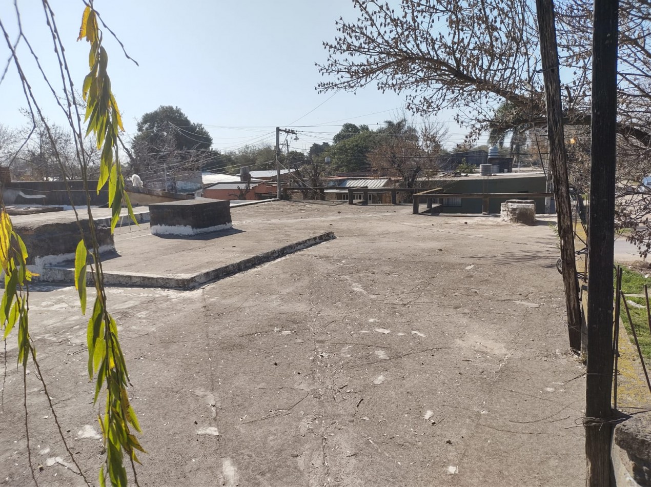 VENTA CASA CON TERRAZA IDEAL PRIMERA VIVIENDA BONEO Y CHICLANA ESCUCHA OFERTAS!! OPORTUNIDAD DE INVERSION