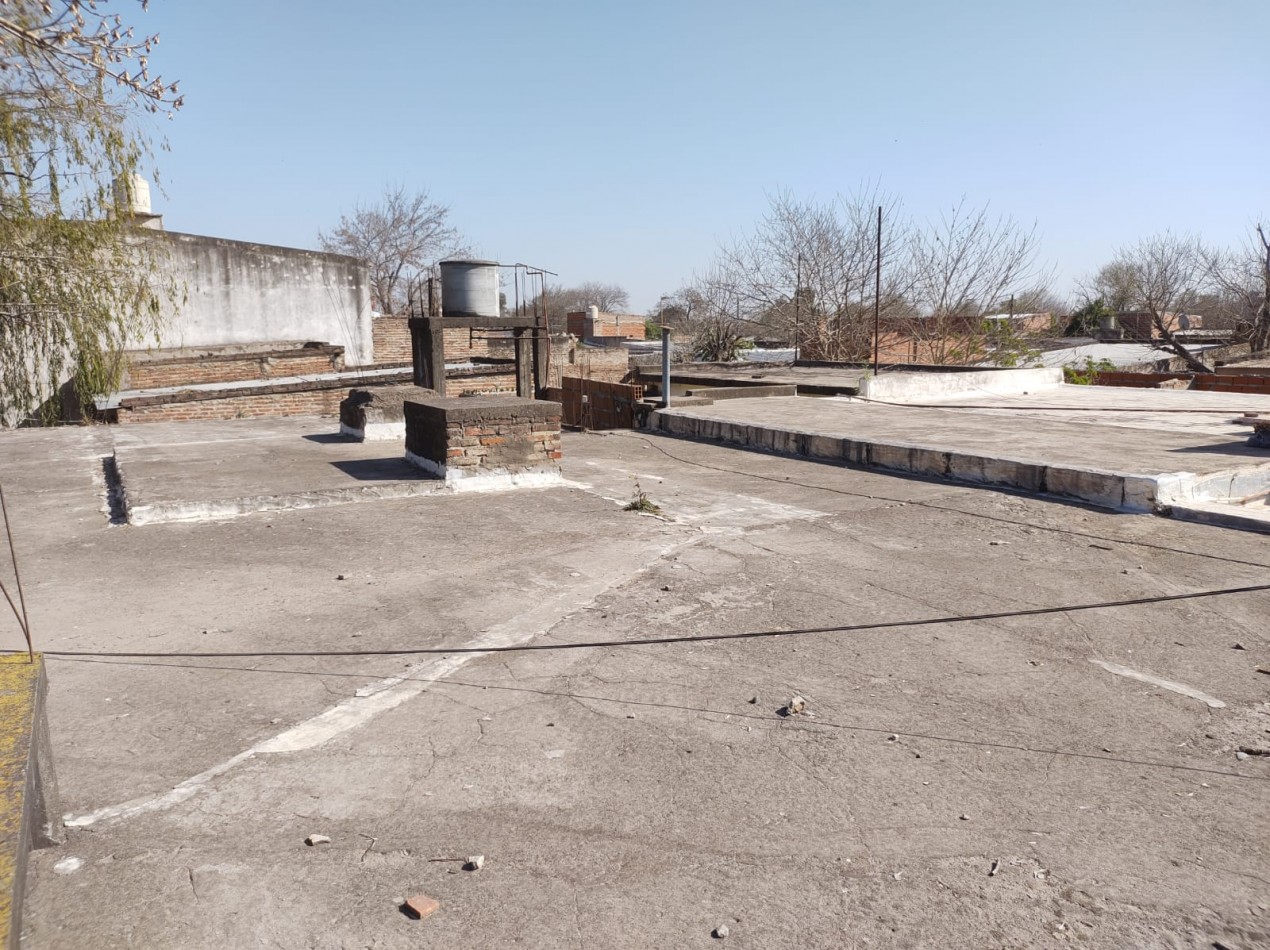 VENTA CASA CON TERRAZA IDEAL PRIMERA VIVIENDA BONEO Y CHICLANA ESCUCHA OFERTAS!! OPORTUNIDAD DE INVERSION