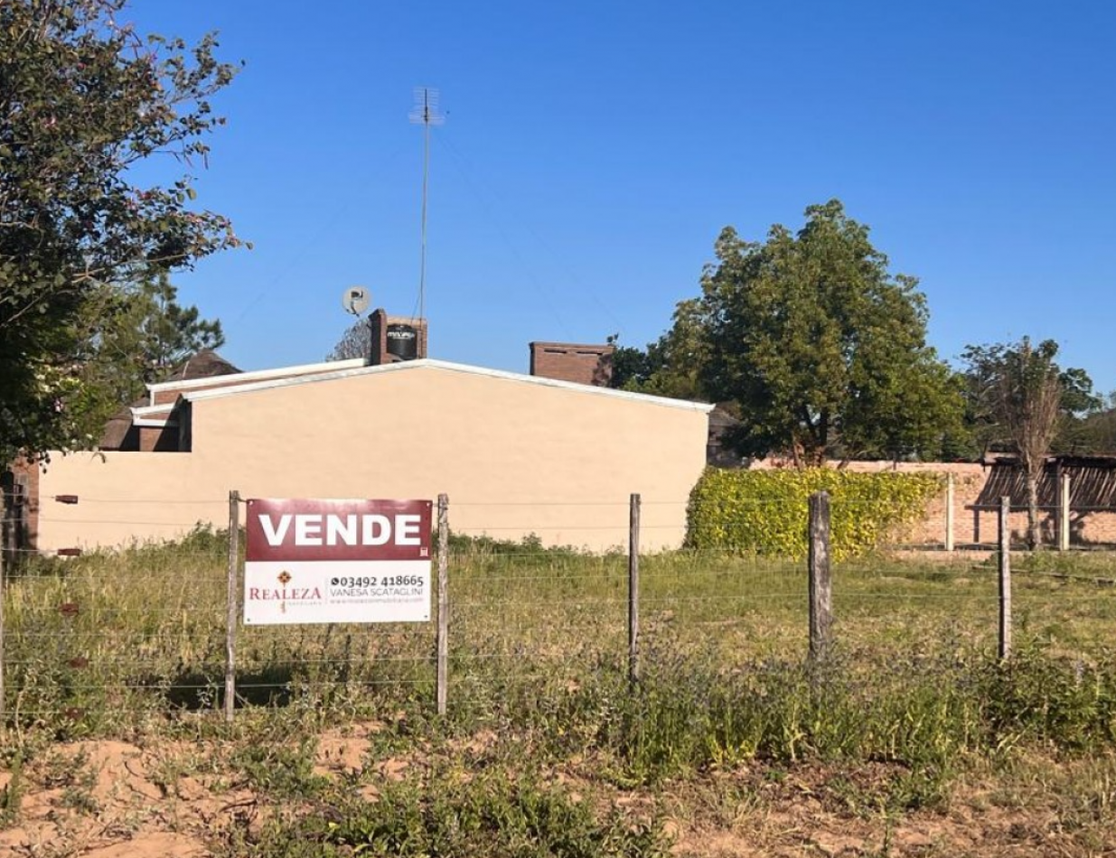 TERRENO 300 M2 CAYASTA