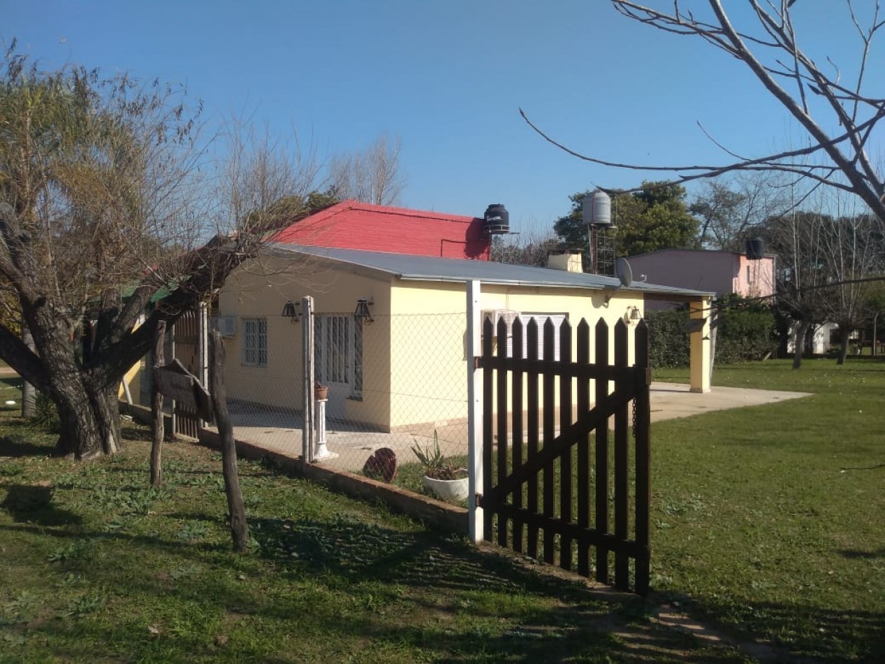 CASA CON GRAN TERRENO EN CAYASTA A POCOS METROS DEL RIO