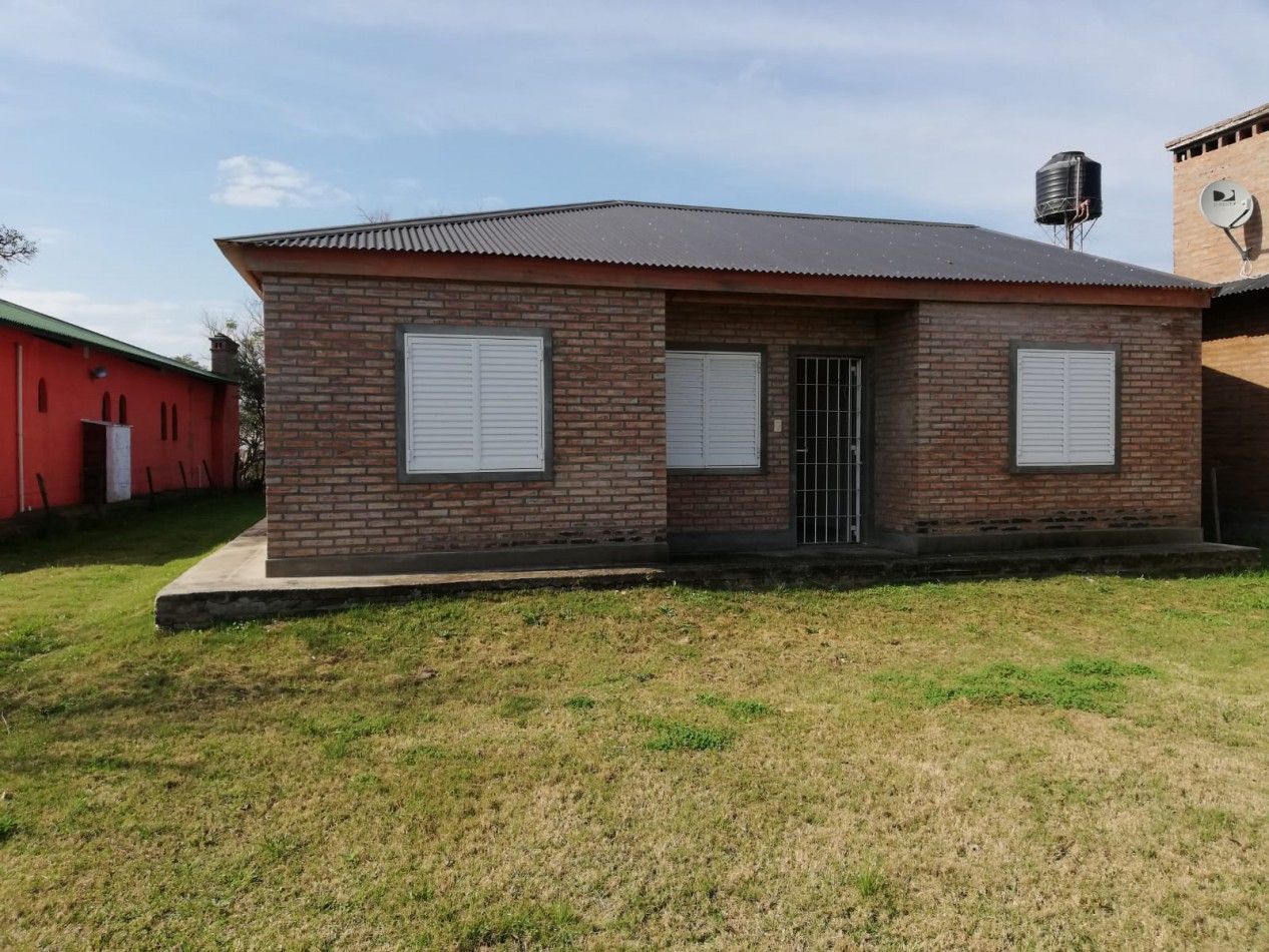 CASA CON BAJADA AL RIO - SAN JAVIER 