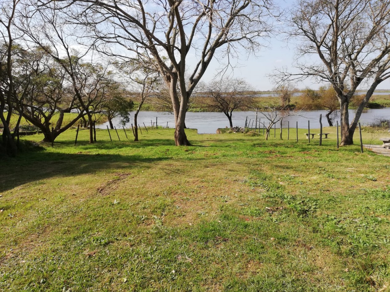 CASA CON BAJADA AL RIO - SAN JAVIER 