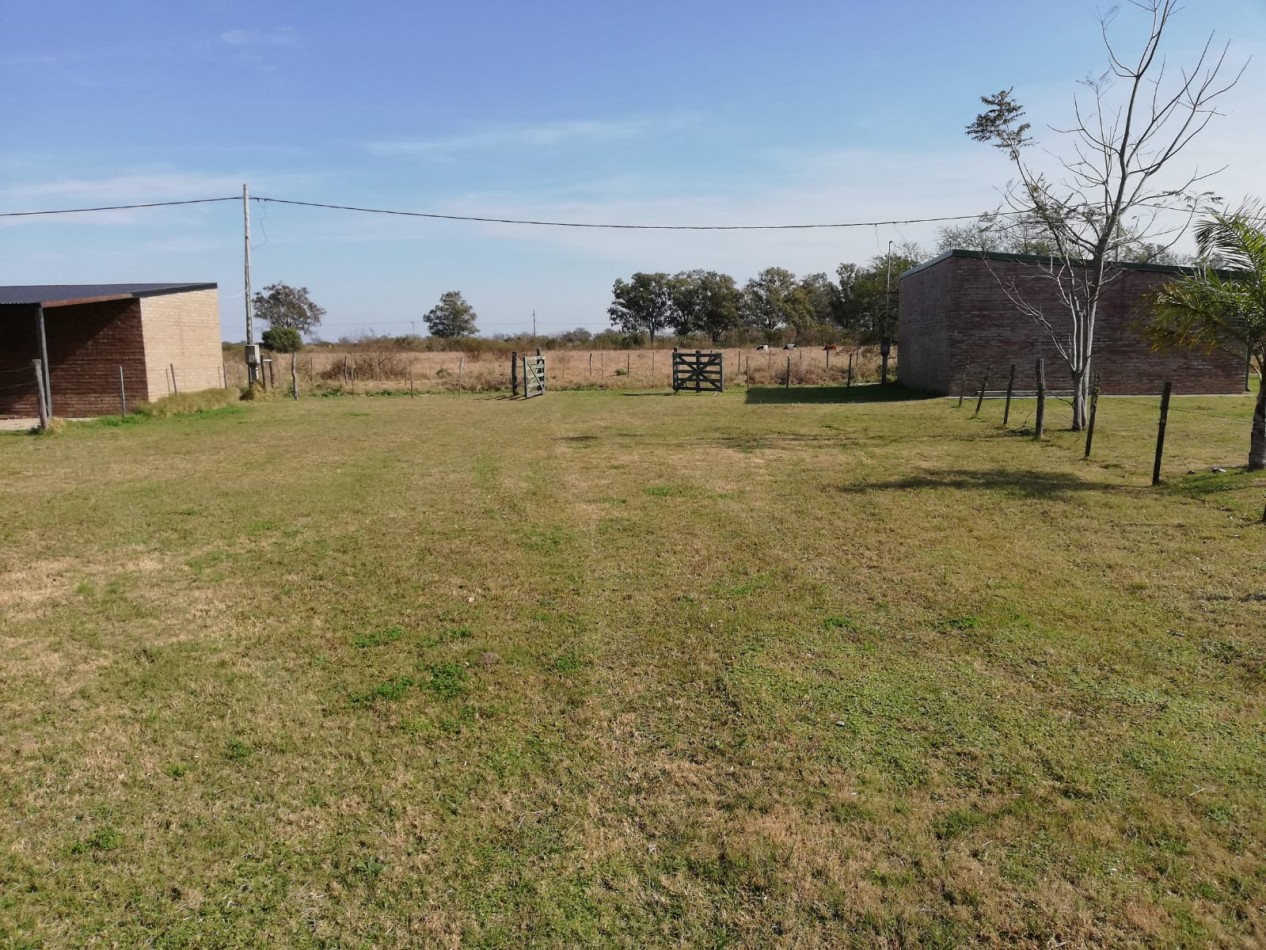 CASA CON BAJADA AL RIO - SAN JAVIER 