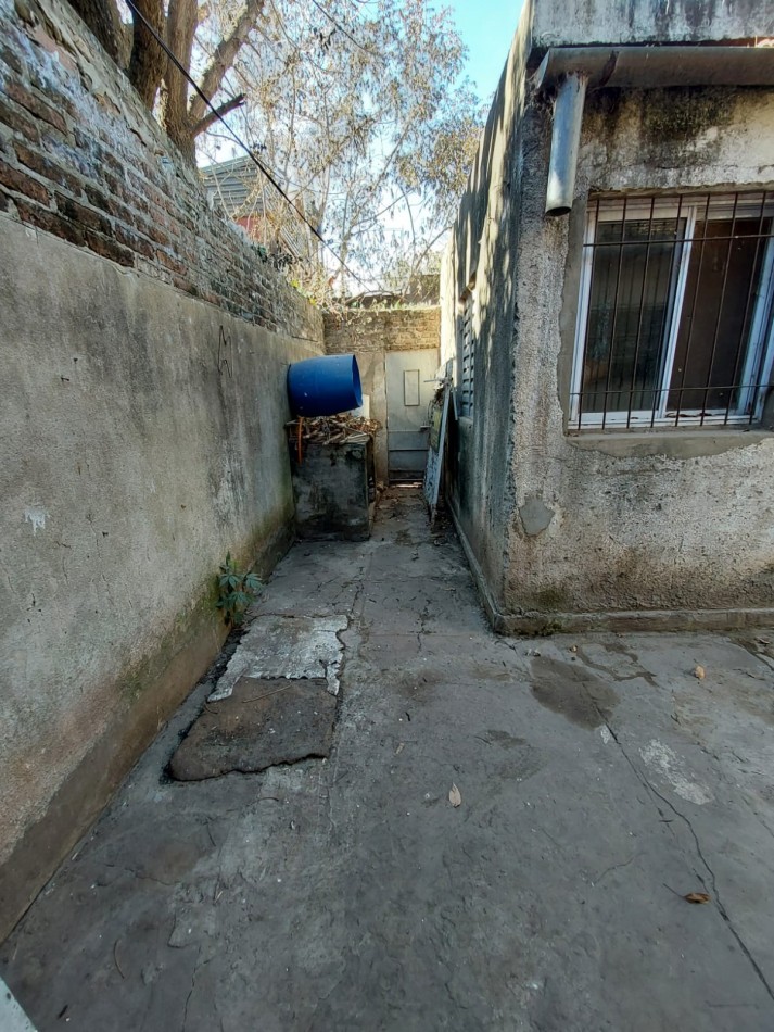 1 de Mayo 3515, Santo Tome