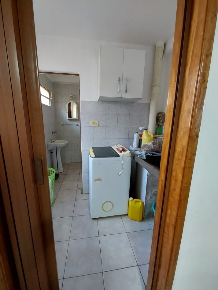 1 de Mayo 3515, Santo Tome