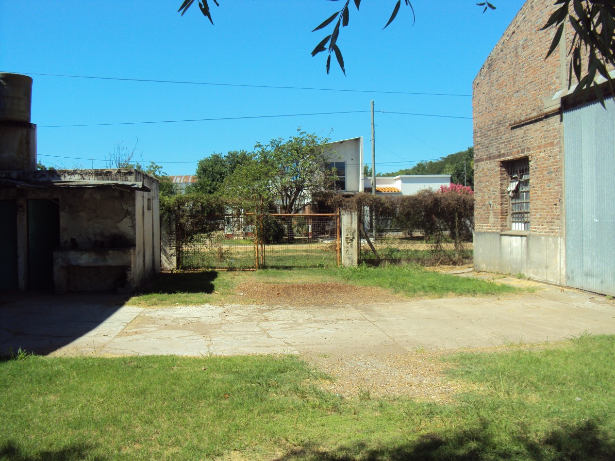 GALPON + OFICINAS EN ALQUILER