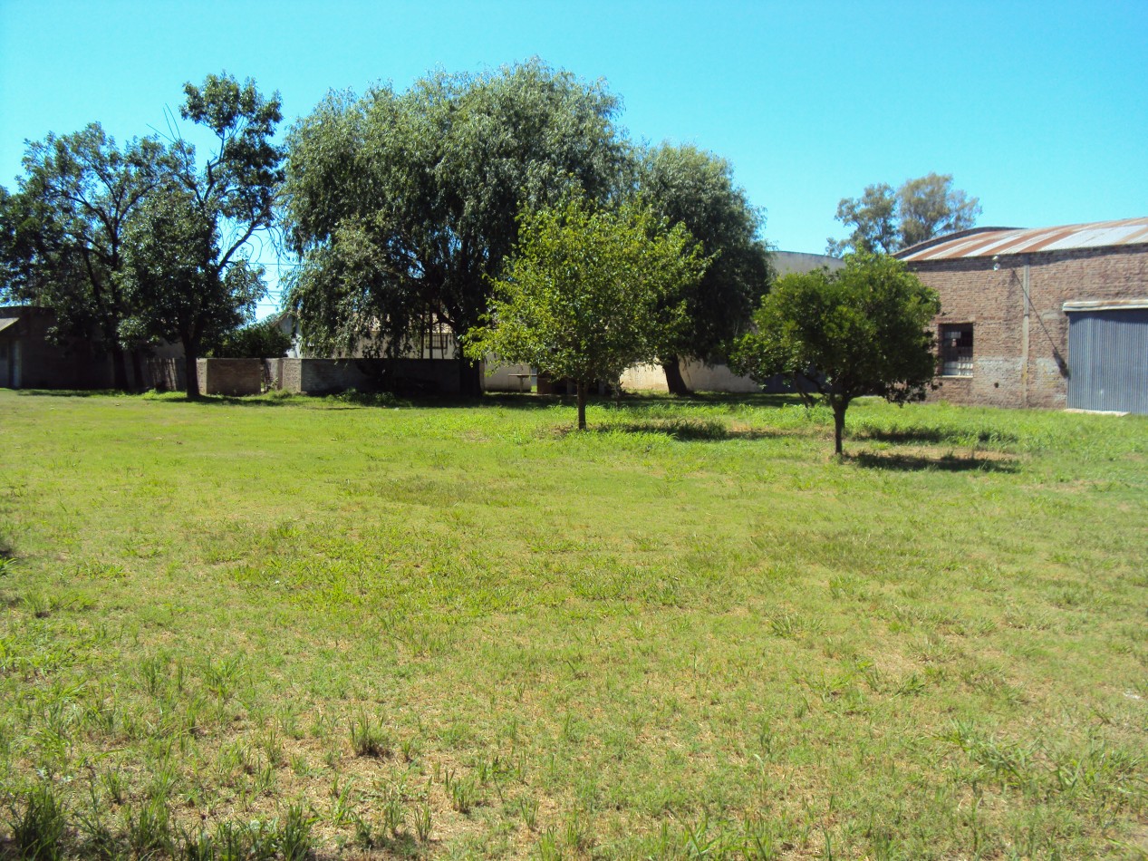 GALPON + OFICINAS EN ALQUILER