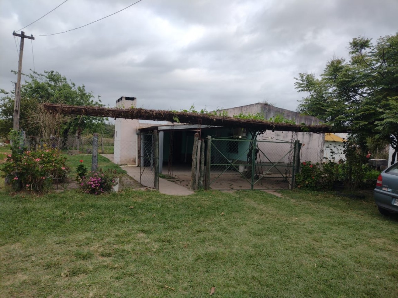 CASA DE 2 DORMITORIOS Y  AMPLIO TERRENO EN COLONIA TERESA, SAN JAVIER, STA FE