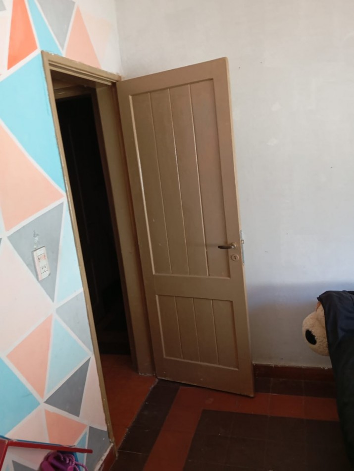 VENTA. CASA INTERNA DE DOS DORMITORIOS EN SANTA FE