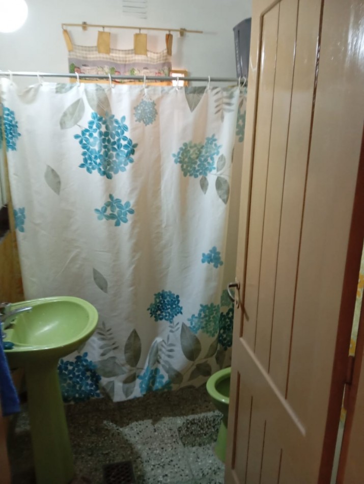 VENTA. CASA INTERNA DE DOS DORMITORIOS EN SANTA FE