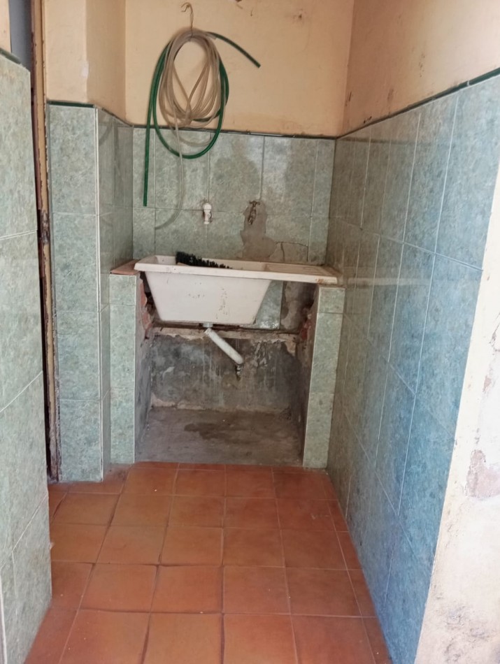 VENTA. CASA INTERNA DE DOS DORMITORIOS EN SANTA FE