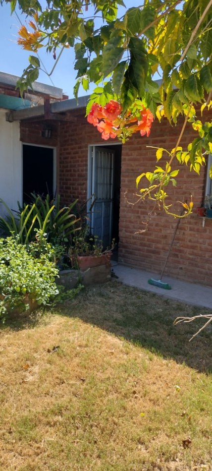 COMODA CASA DE 2/3 DORMITORIOS EN BA. FONAVI, SAN JAVIER (STA FE)