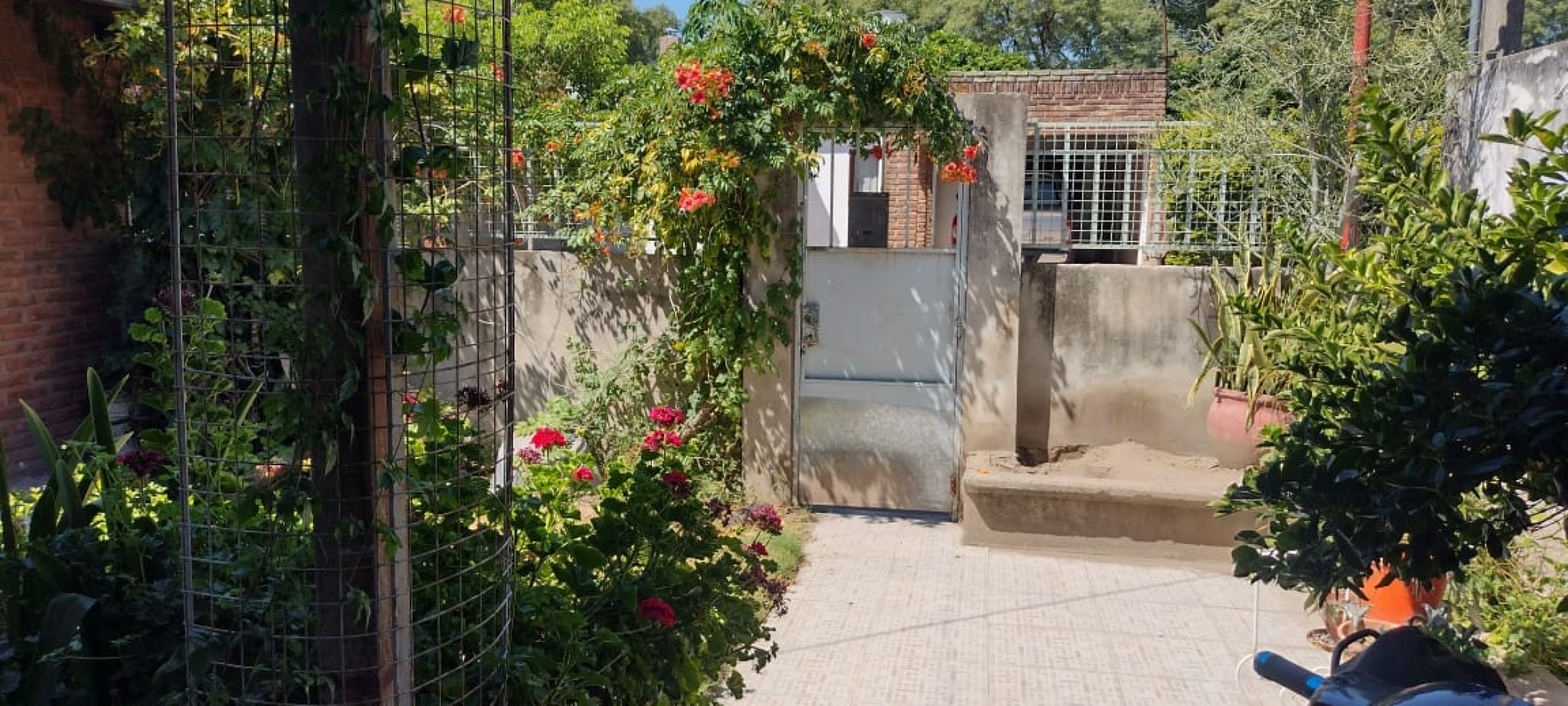 COMODA CASA DE 2/3 DORMITORIOS EN BA. FONAVI, SAN JAVIER (STA FE)