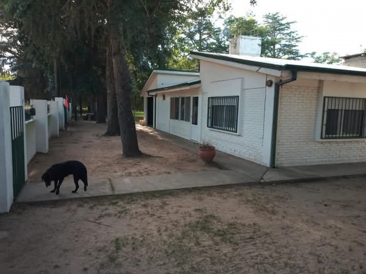 ESPECTACULAR CASA SOBRE EL RIO EN CAYASTA,STA FE 