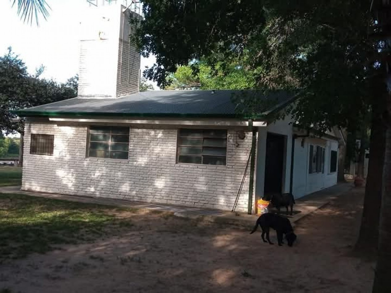 ESPECTACULAR CASA SOBRE EL RIO EN CAYASTA,STA FE 