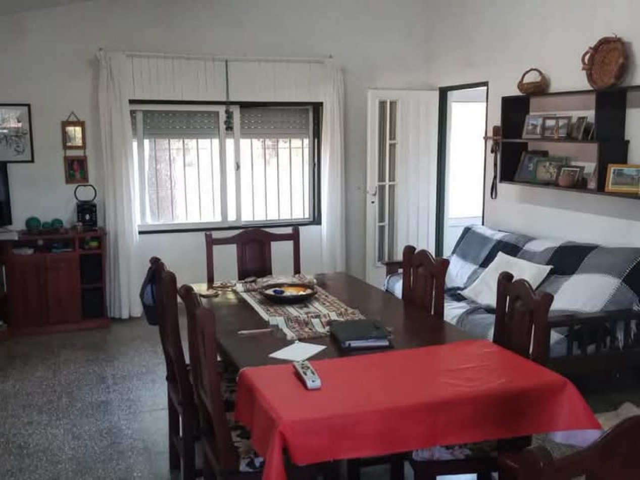 ESPECTACULAR CASA SOBRE EL RIO EN CAYASTA,STA FE 