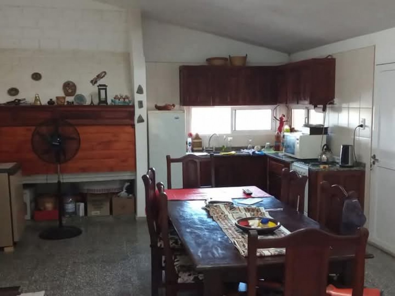 ESPECTACULAR CASA SOBRE EL RIO EN CAYASTA,STA FE 