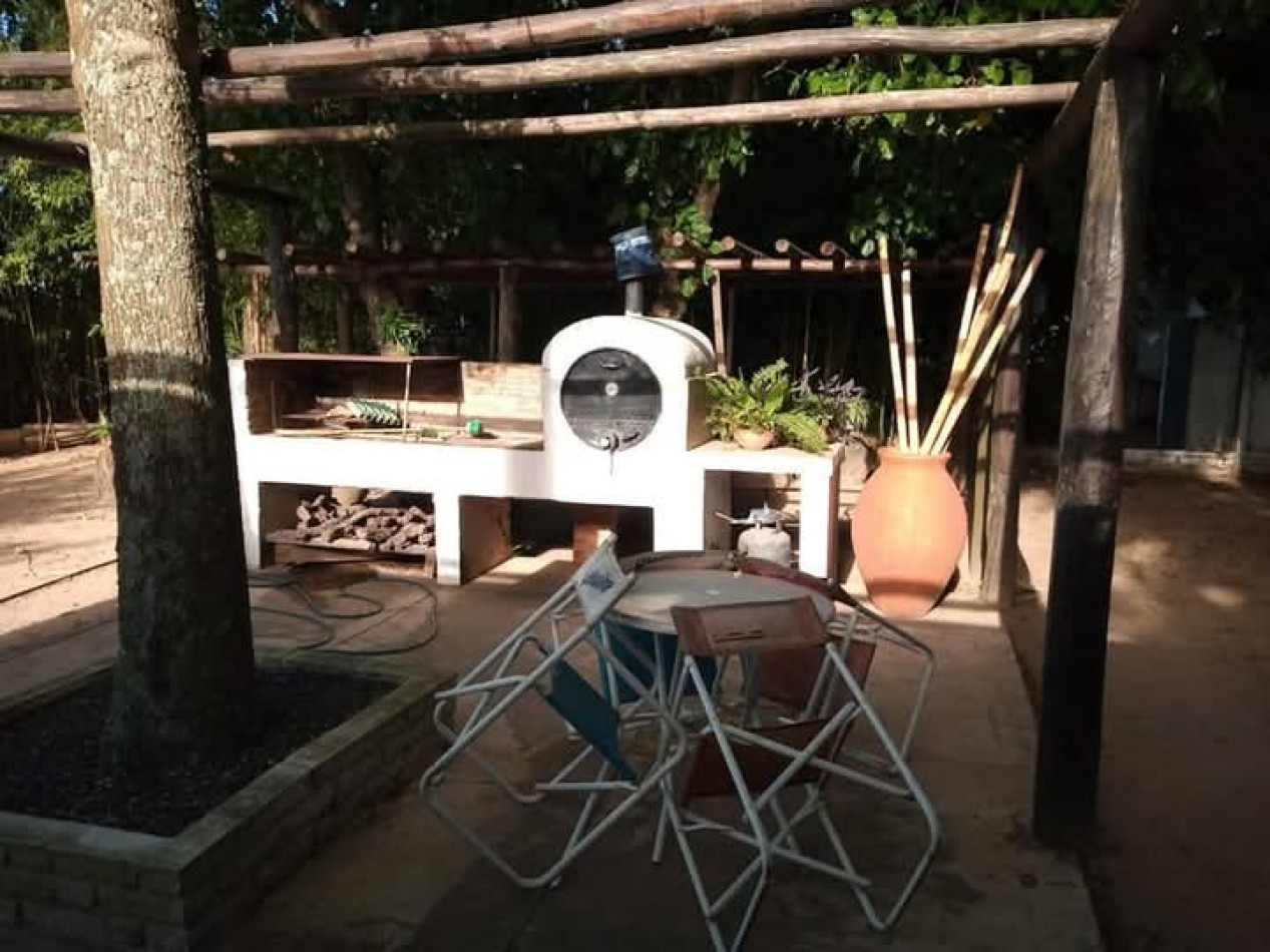 ESPECTACULAR CASA SOBRE EL RIO EN CAYASTA,STA FE 