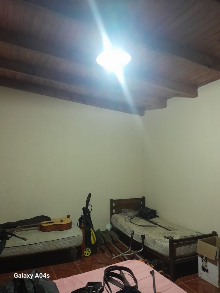 CABAÑAS EN ARROYO LEYES QUE DAN AL RIO EN KM 19