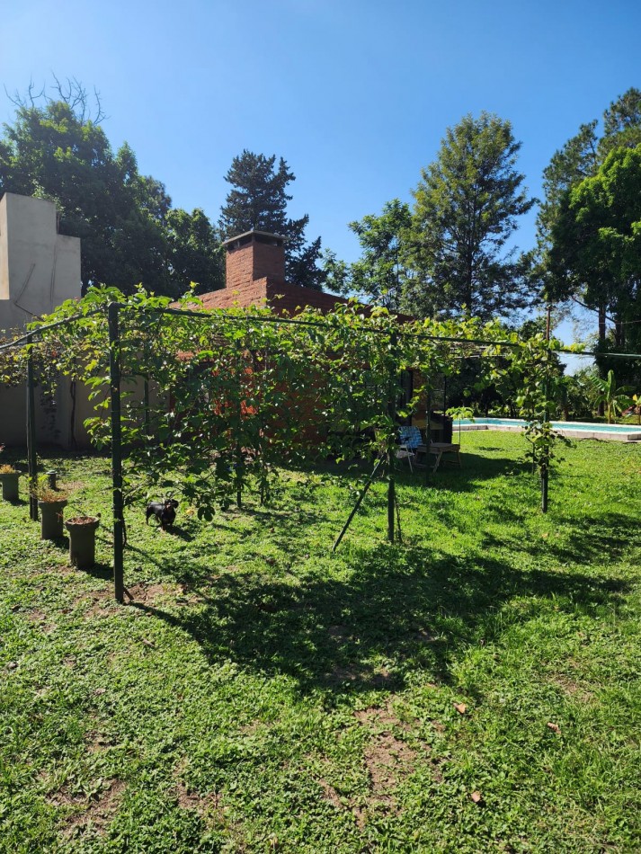 CABAÑAS EN ARROYO LEYES QUE DAN AL RIO EN KM 19