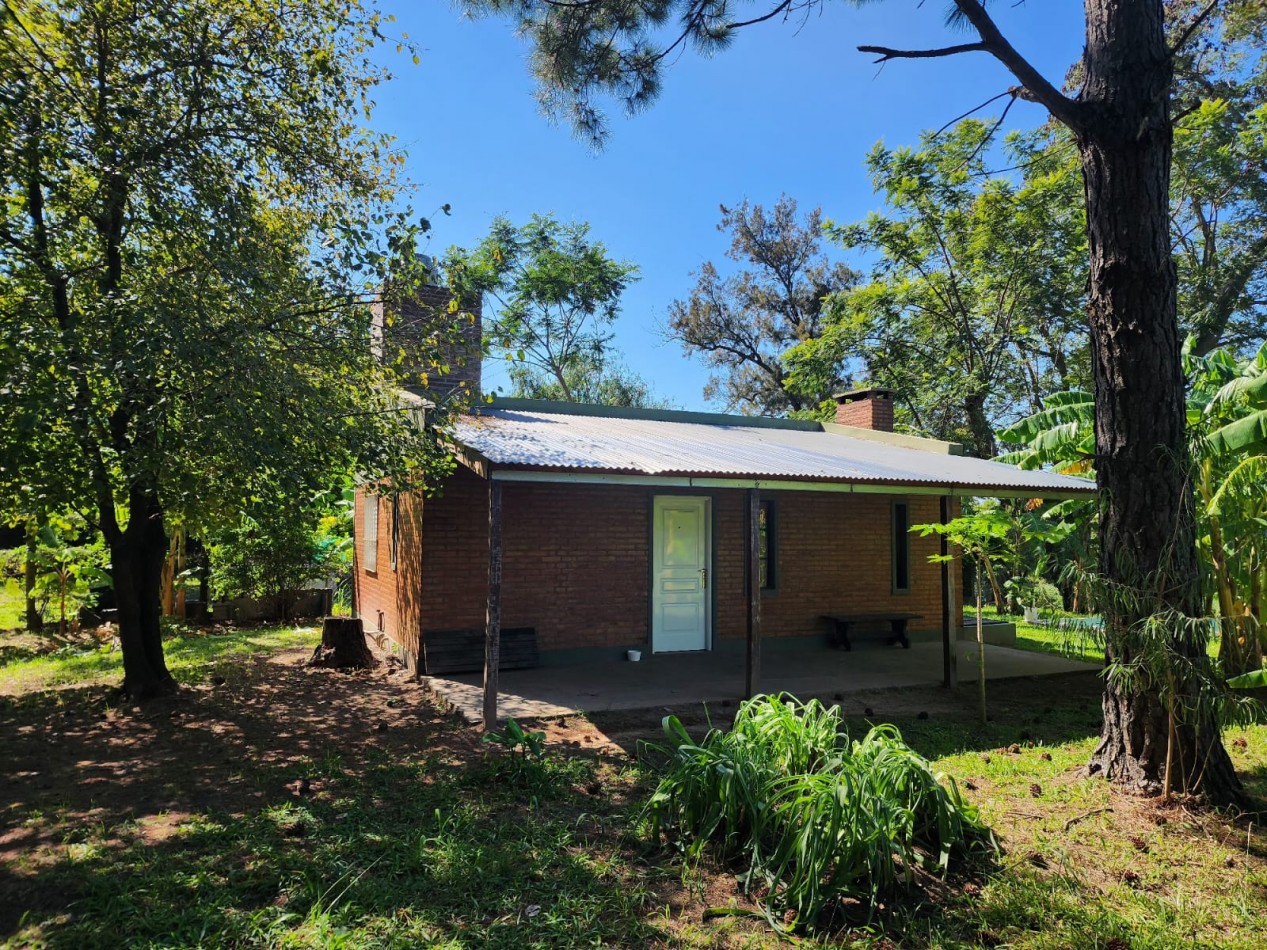 CABAÑAS EN ARROYO LEYES QUE DAN AL RIO EN KM 19