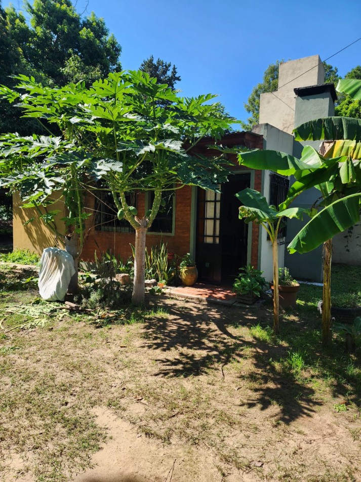 CABAÑAS EN ARROYO LEYES QUE DAN AL RIO EN KM 19