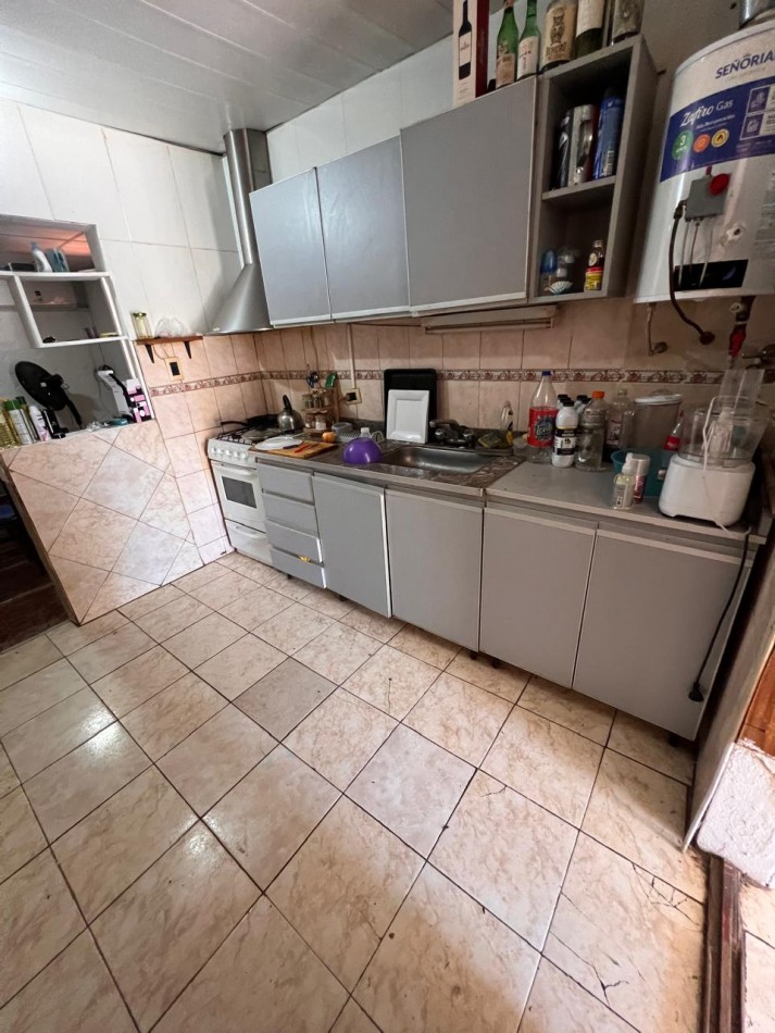 Oportunidad!! Casa con cochera en Llerena 4037