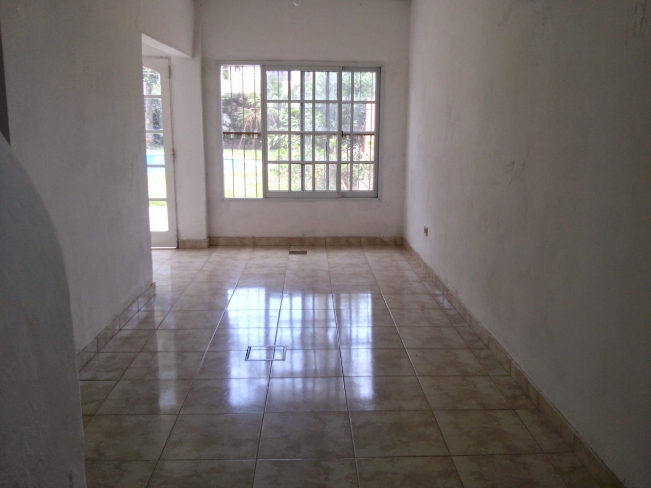 CASA CON 3 DORMITORIOS+ESTUDIO+PATIO VERDE GRANDE Y PISCINA A METROS DE LA COSTANERA 