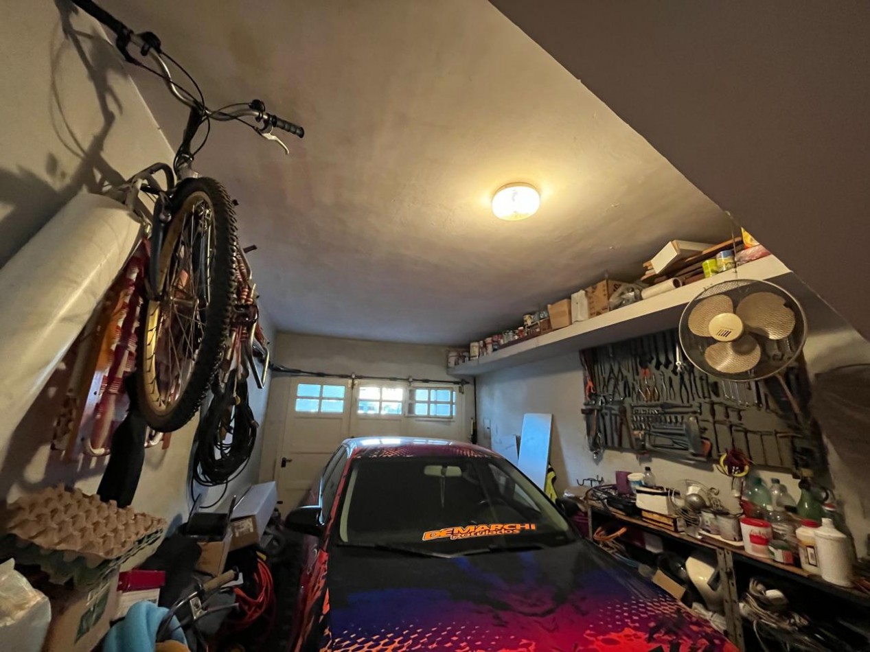 CASA DE CATEGORIA + LOCAL SOBRE AVDA EXCELENTE ESTADO !! IMPERDIBLE !! 