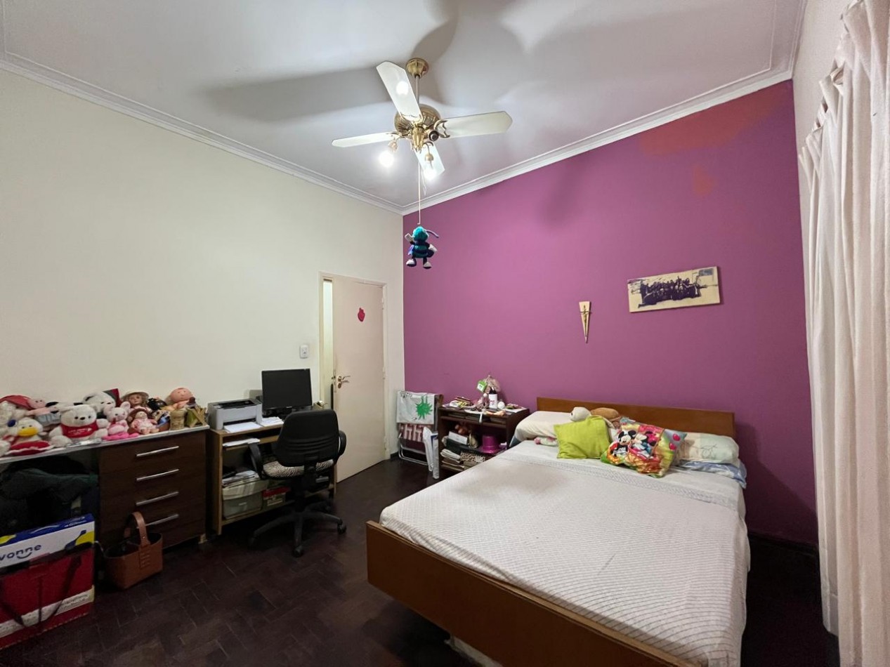 CASA DE CATEGORIA + LOCAL SOBRE AVDA EXCELENTE ESTADO !! IMPERDIBLE !! 