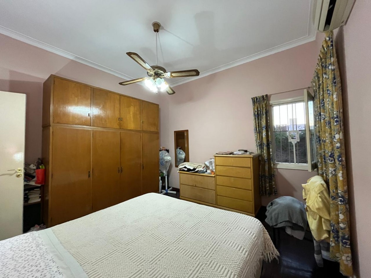 CASA DE CATEGORIA + LOCAL SOBRE AVDA EXCELENTE ESTADO !! IMPERDIBLE !! 