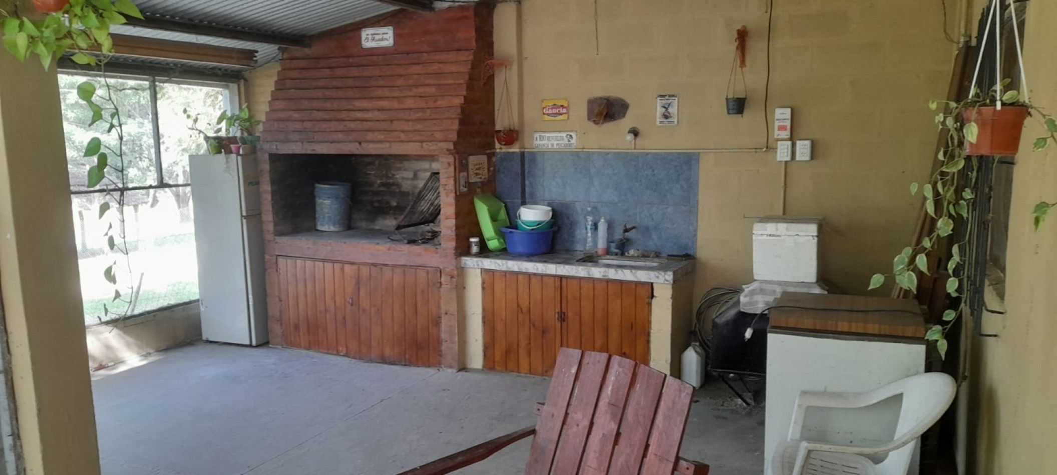 CASA CON BAJADA AL RIO, PARAJE EL LAUREL- SALADERO CABAL