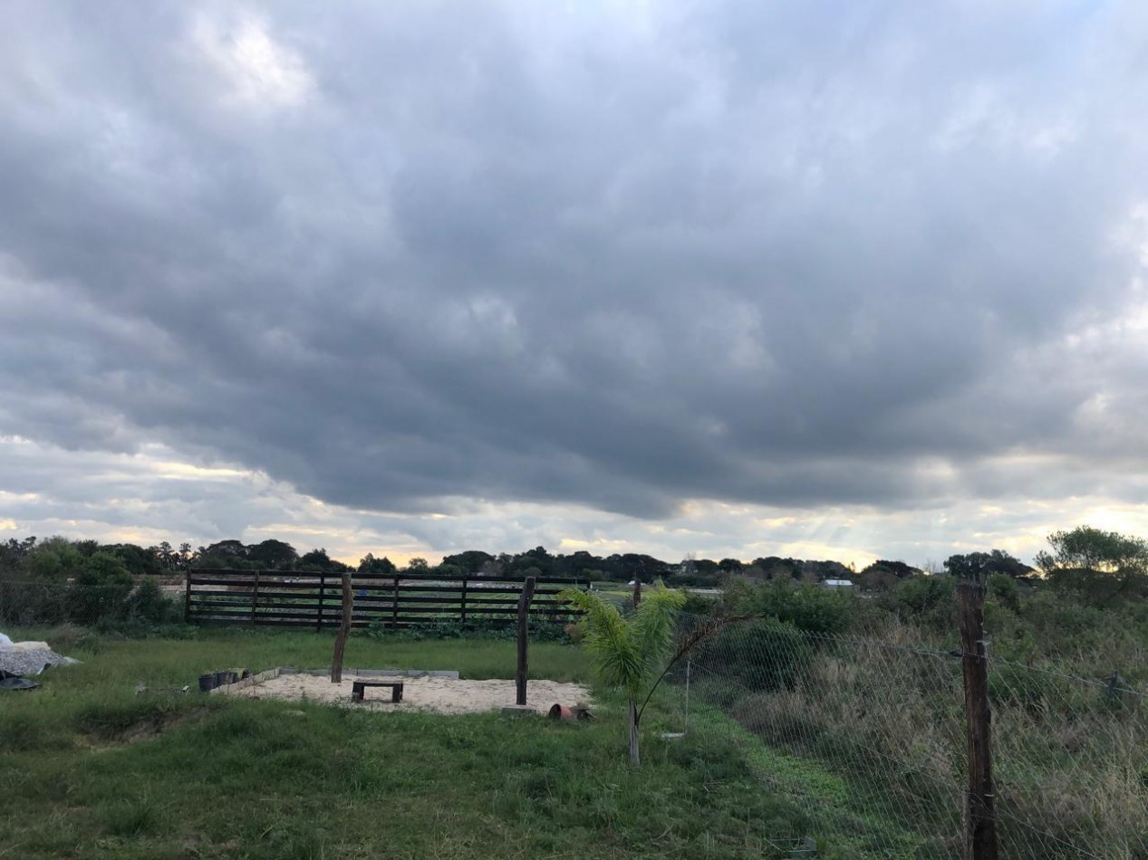 CABAÑA EN CAMPO DEL MEDIO IDEAL PARA INVERSION O PRIMERA VIVIENDA !! ACEPTA VEHICULOS !!