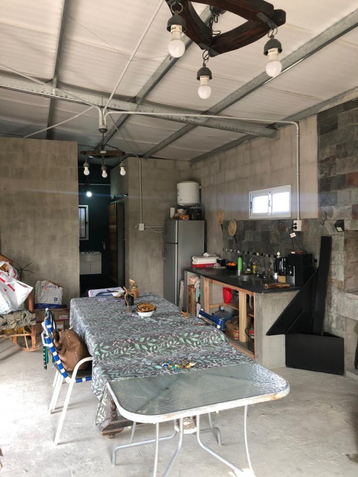 CABAÑA EN CAMPO DEL MEDIO IDEAL PARA INVERSION O PRIMERA VIVIENDA !! ACEPTA VEHICULOS !!