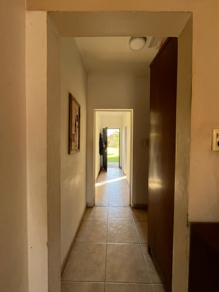 CASA CON ENORME PARQUIZADO VERDE ESPECTACULAR ESTADO !! ACEPTA ENTREGA Y FINANCIACION !! NO LA PIERDAS APURATE !!