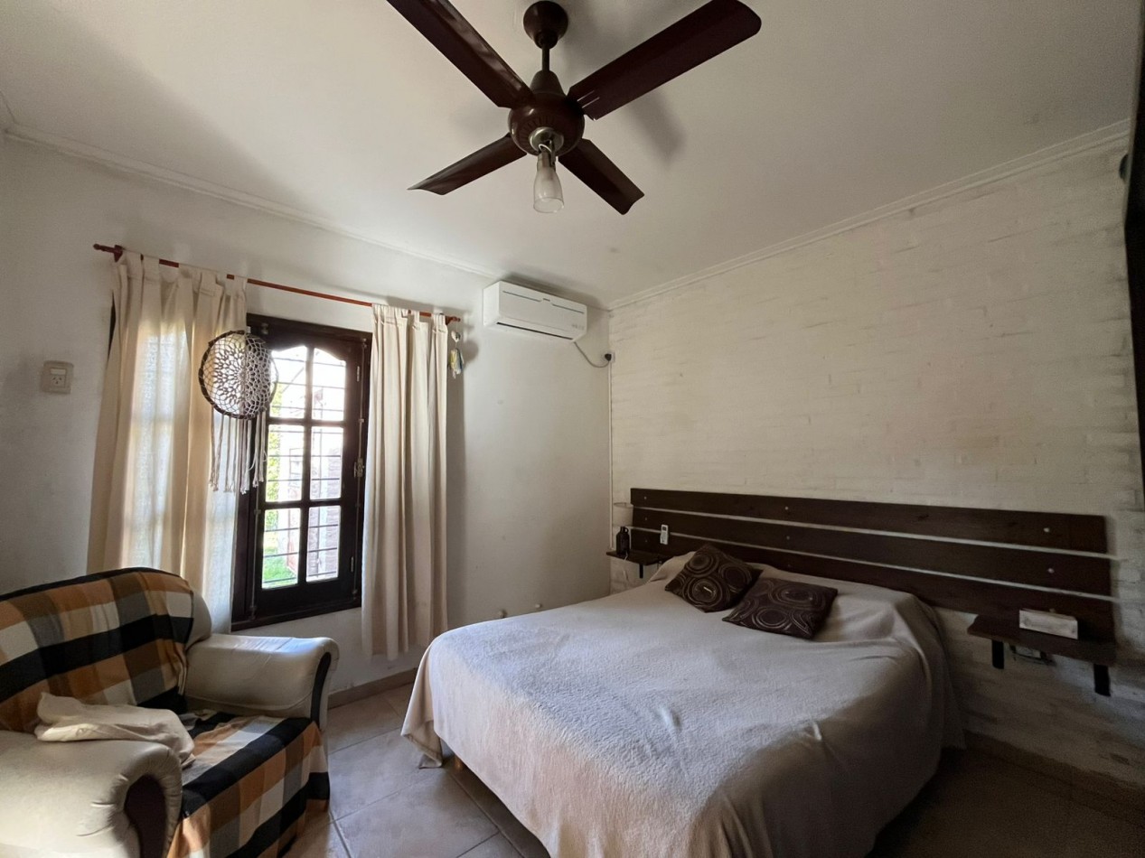 CASA CON ENORME PARQUIZADO VERDE ESPECTACULAR ESTADO !! ACEPTA ENTREGA Y FINANCIACION !! NO LA PIERDAS APURATE !!