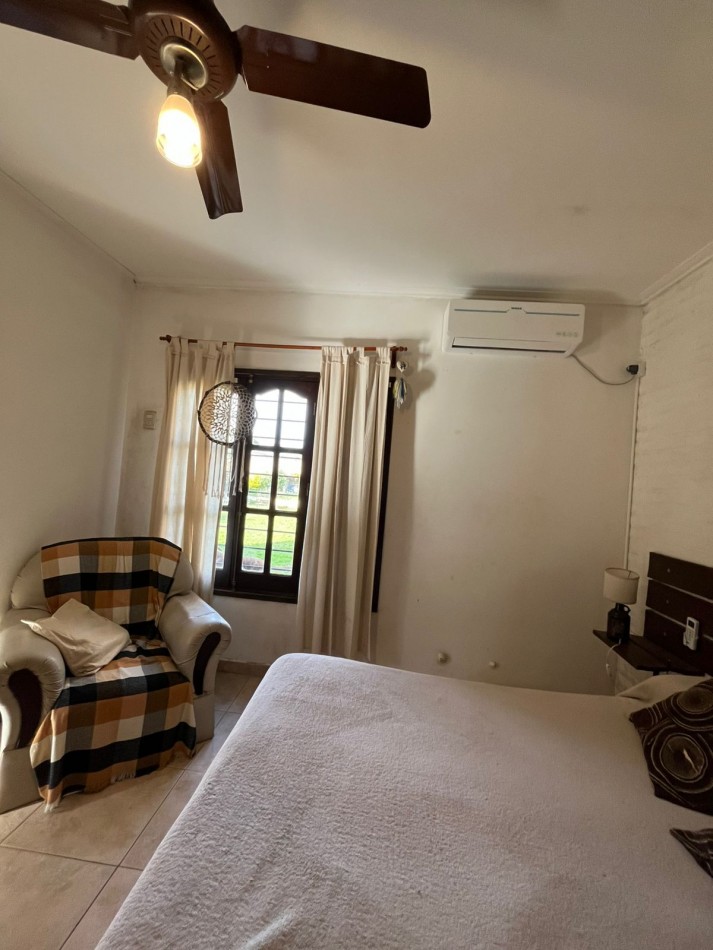 CASA CON ENORME PARQUIZADO VERDE ESPECTACULAR ESTADO !! ACEPTA ENTREGA Y FINANCIACION !! NO LA PIERDAS APURATE !!